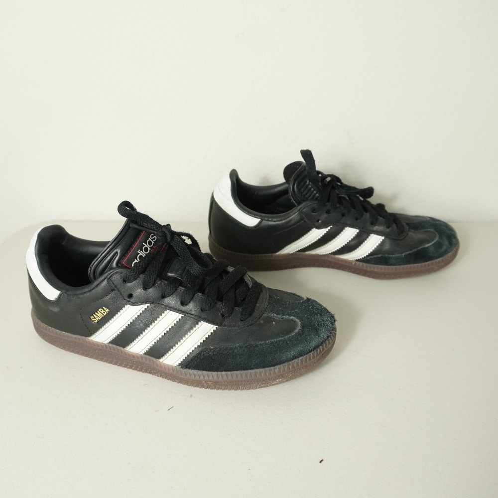 Adidas Samba Sneakers Youth 4 Black White Gum Leather Suede Indoor Soccer Shoes